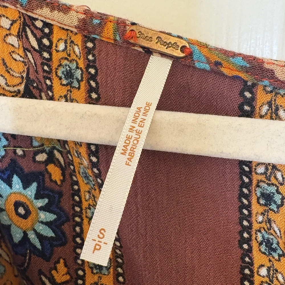 Free People Boho Paisley Peplum Blouse S Orange Blue Bell Sleeve Top - Picture 3 of 7